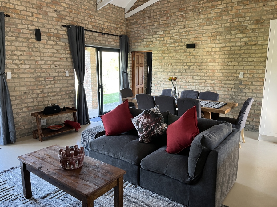 To Let 2 Bedroom Property for Rent in Pringle Bay Western Cape